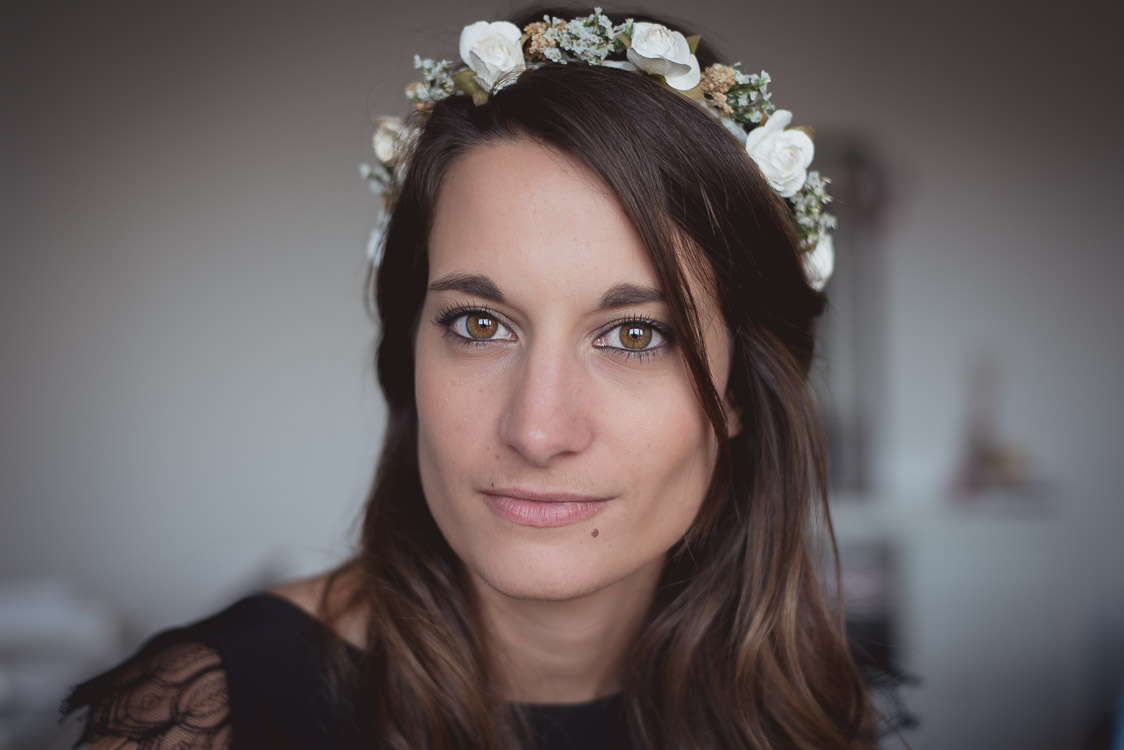 Portrait Marine couronne de fleurs